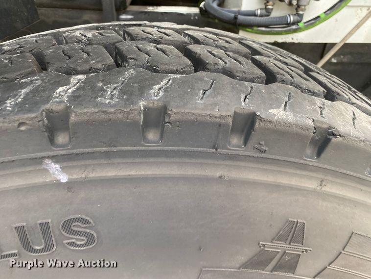 image for item JU9235 2011 Western Star 4900FA  crane truck