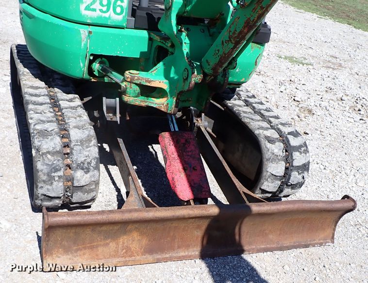 image for item JU9241 2004 Case CX31  mini excavator