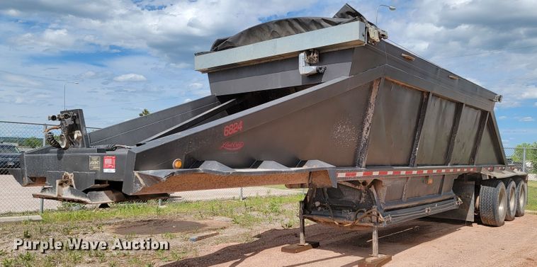 image for item KA9316 1999 Red River  bottom dump trailer