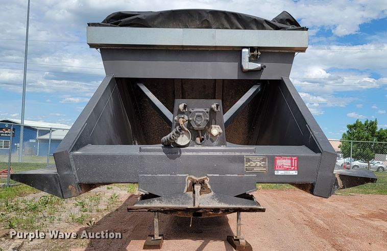 image for item KA9316 1999 Red River  bottom dump trailer
