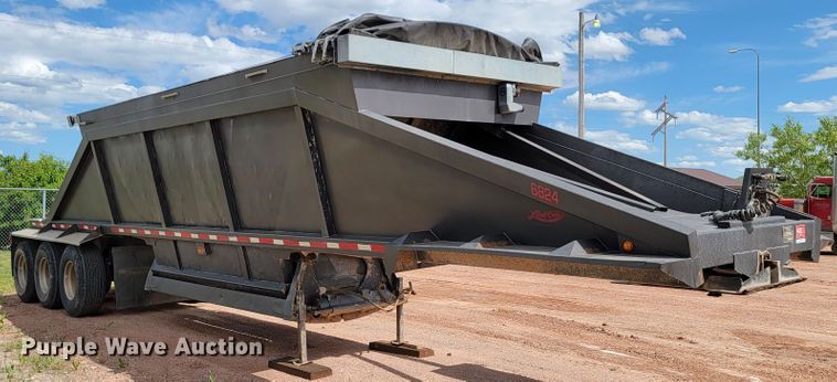 image for item KA9316 1999 Red River  bottom dump trailer