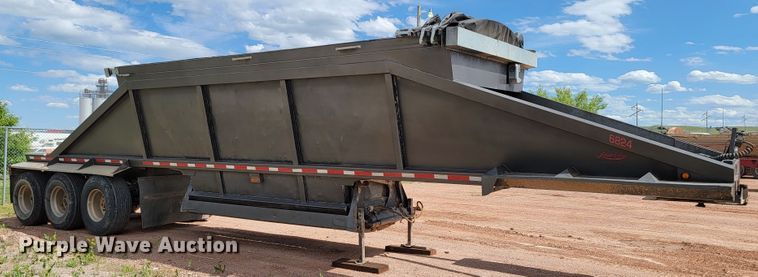 image for item KA9316 1999 Red River  bottom dump trailer