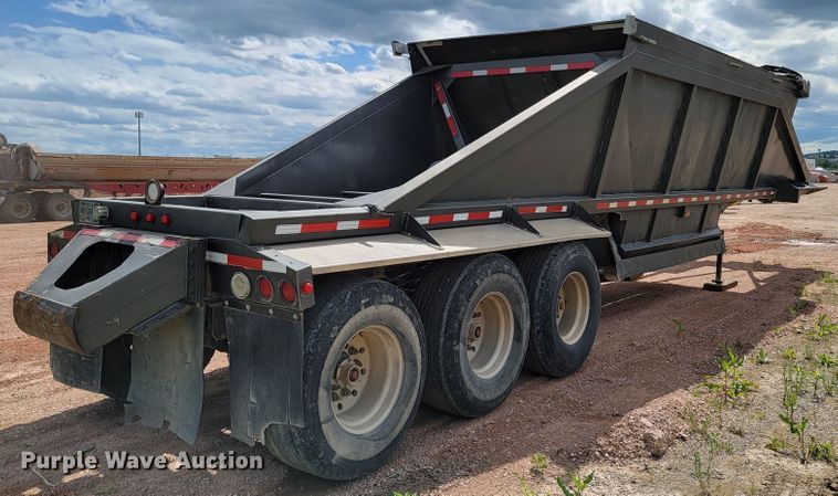 image for item KA9316 1999 Red River  bottom dump trailer