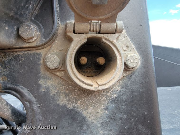 image for item KA9316 1999 Red River  bottom dump trailer