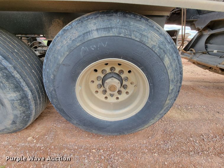 image for item KA9316 1999 Red River  bottom dump trailer