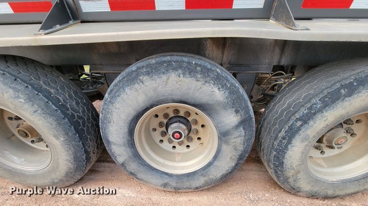 image for item KA9316 1999 Red River  bottom dump trailer