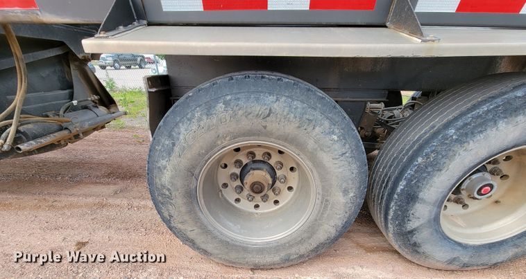 image for item KA9316 1999 Red River  bottom dump trailer