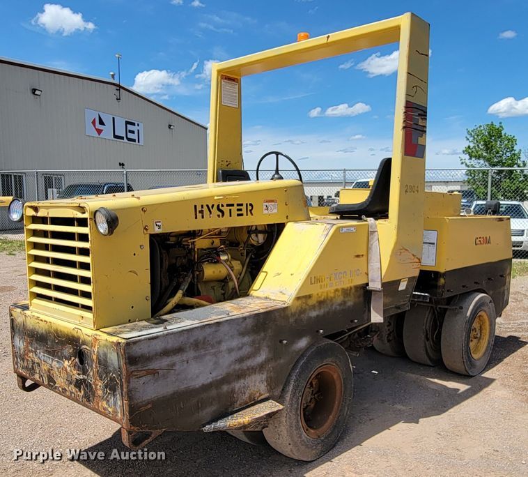 image for item KA9319 Hyster C530A  pneumatic roller