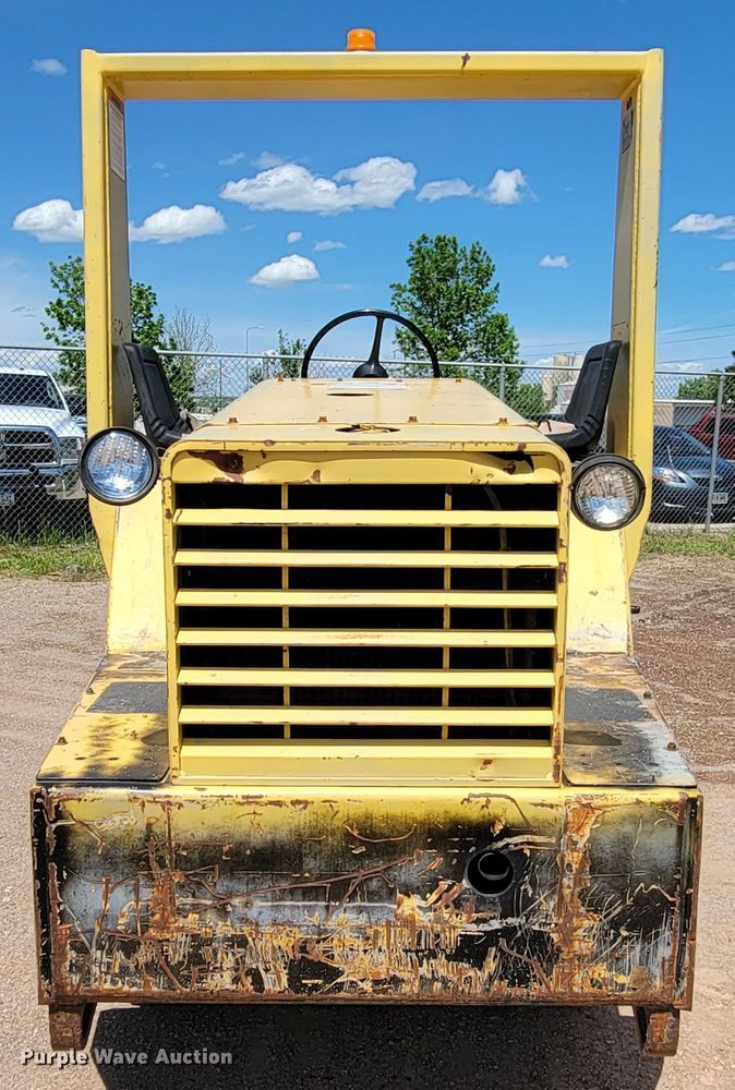 image for item KA9319 Hyster C530A  pneumatic roller