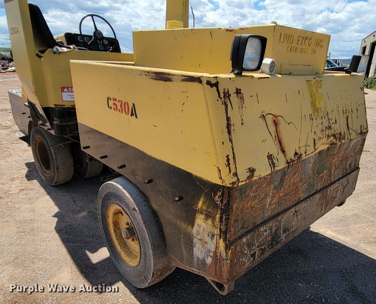 image for item KA9319 Hyster C530A  pneumatic roller