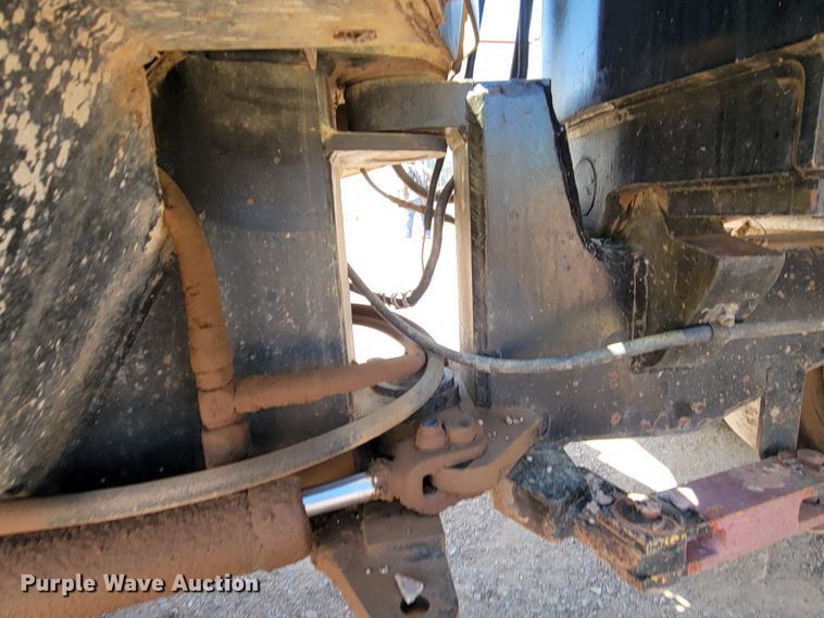 image for item KA9319 Hyster C530A  pneumatic roller