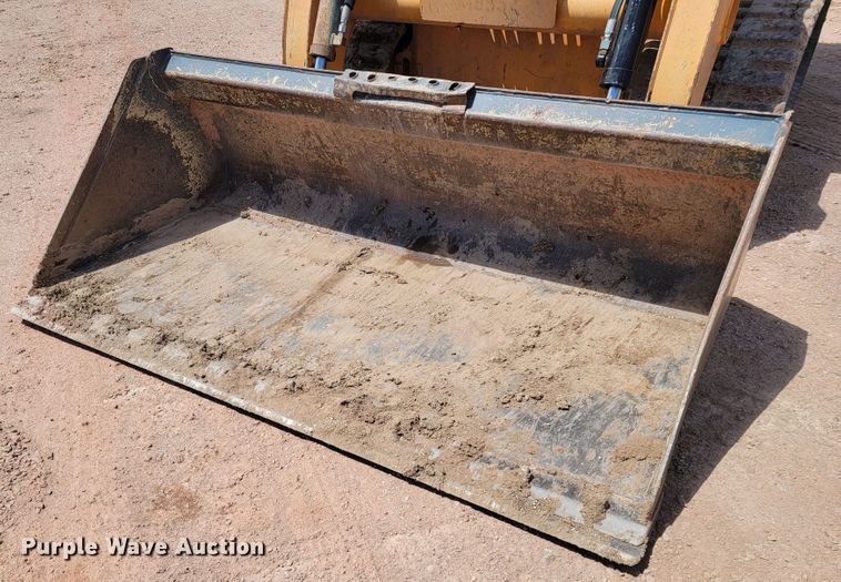 image for item KA9322 2011 Mustang 2100RT  tracked skid steer loader