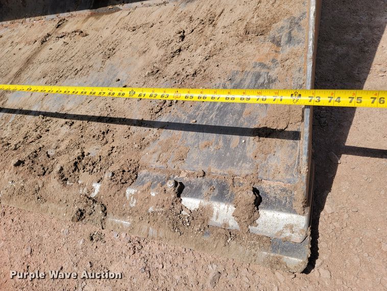 image for item KA9322 2011 Mustang 2100RT  tracked skid steer loader