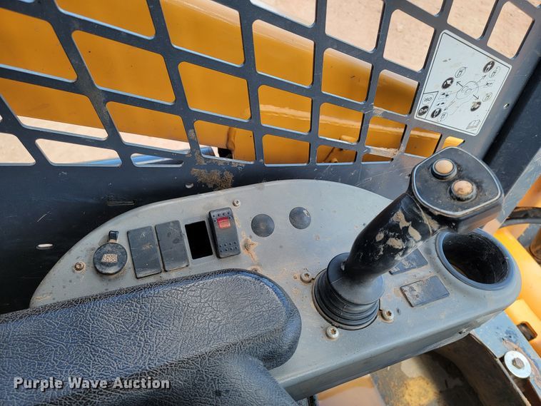 image for item KA9322 2011 Mustang 2100RT  tracked skid steer loader