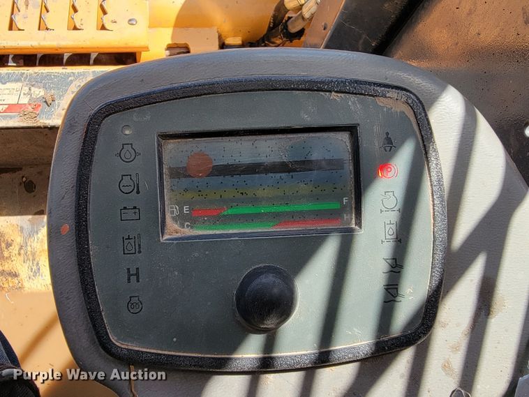 image for item KA9322 2011 Mustang 2100RT  tracked skid steer loader