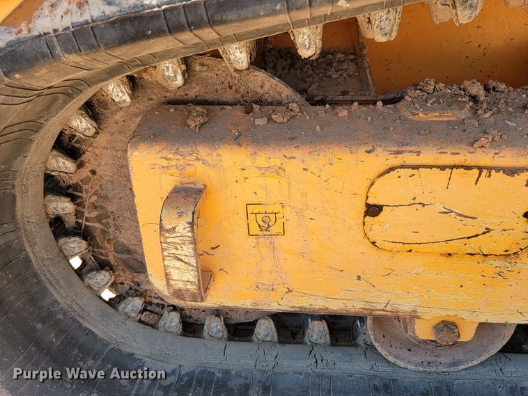 image for item KA9322 2011 Mustang 2100RT  tracked skid steer loader