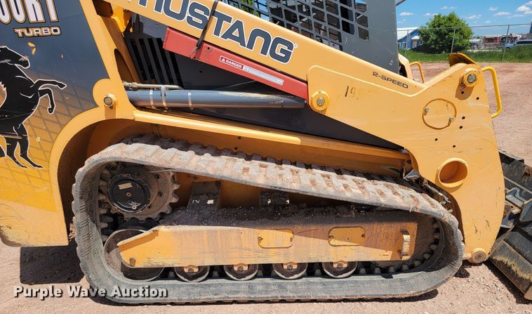 image for item KA9322 2011 Mustang 2100RT  tracked skid steer loader