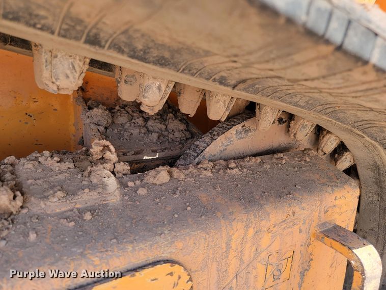 image for item KA9322 2011 Mustang 2100RT  tracked skid steer loader