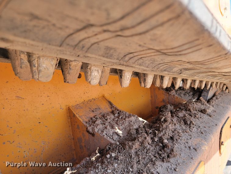 image for item KA9322 2011 Mustang 2100RT  tracked skid steer loader