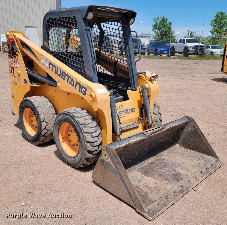 image for item KA9323 Mustang 1500R  skid steer loader