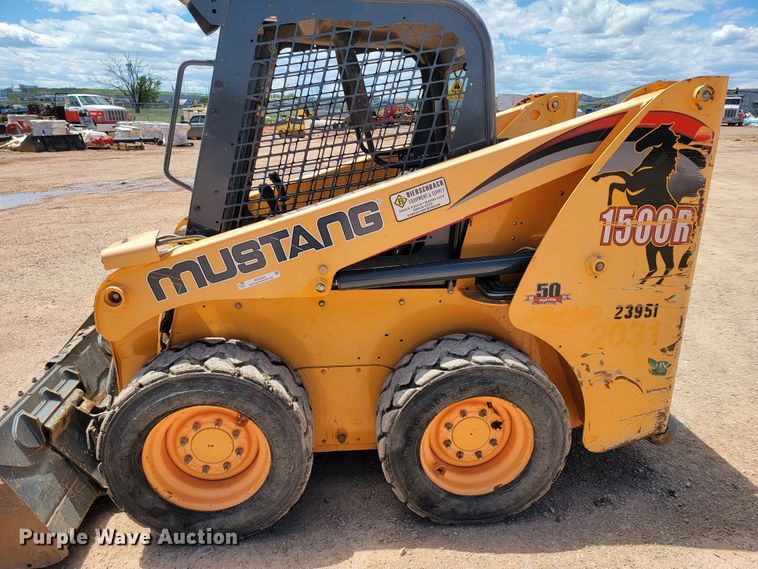 image for item KA9323 Mustang 1500R  skid steer loader