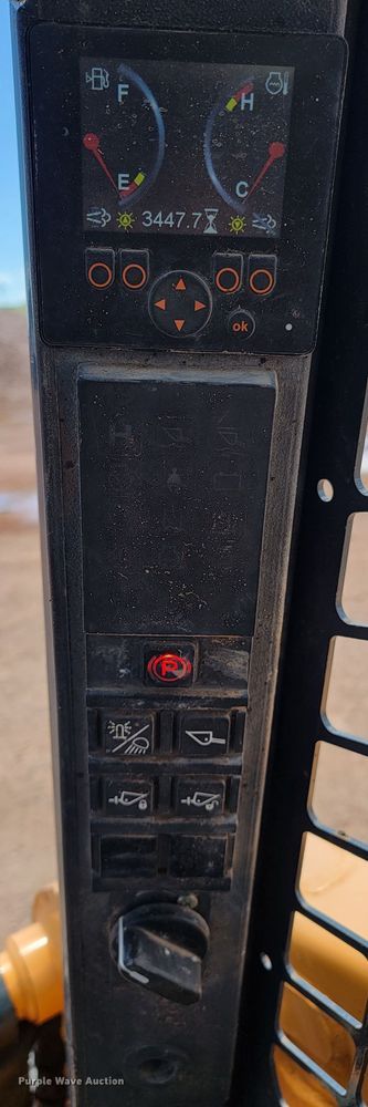 image for item KA9323 Mustang 1500R  skid steer loader