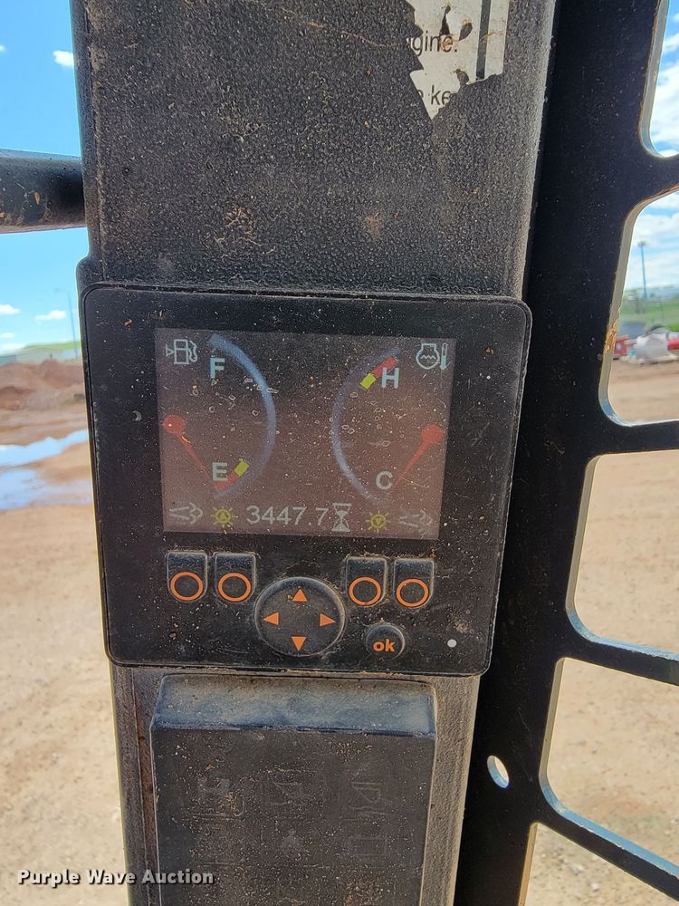 image for item KA9323 Mustang 1500R  skid steer loader