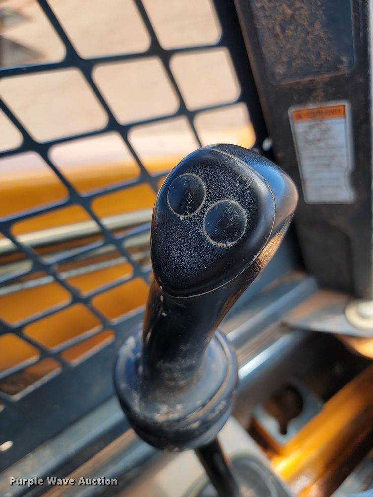 image for item KA9323 Mustang 1500R  skid steer loader