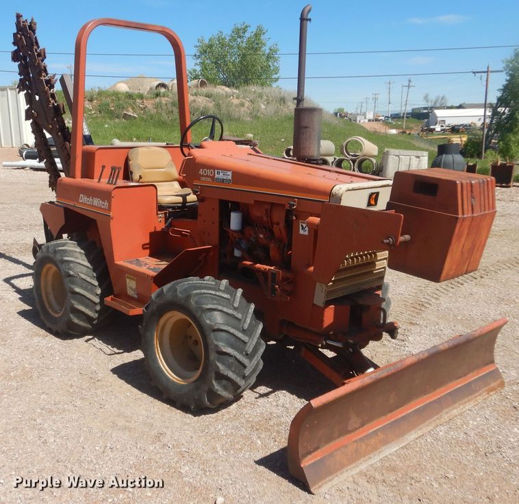 image for item KA9326 1985 Ditch Witch 4010  trencher