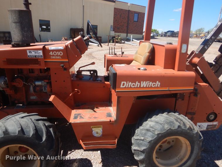 image for item KA9326 1985 Ditch Witch 4010  trencher