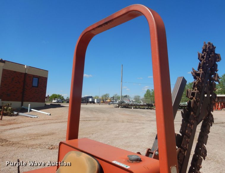 image for item KA9326 1985 Ditch Witch 4010  trencher