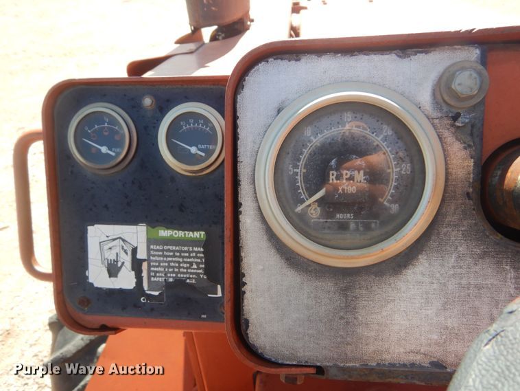 image for item KA9326 1985 Ditch Witch 4010  trencher