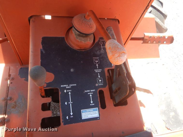 image for item KA9326 1985 Ditch Witch 4010  trencher