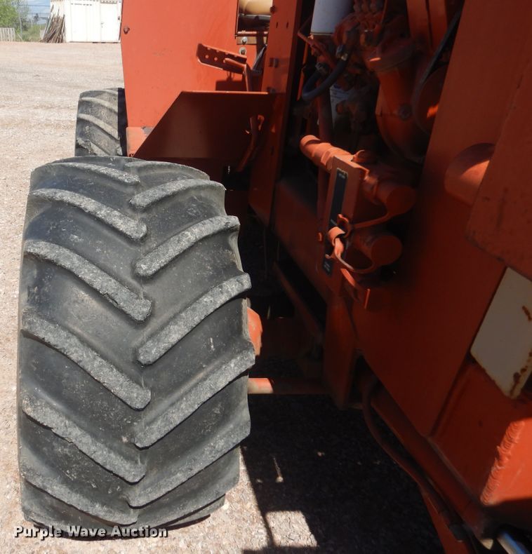 image for item KA9326 1985 Ditch Witch 4010  trencher