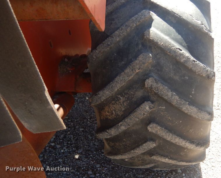 image for item KA9326 1985 Ditch Witch 4010  trencher