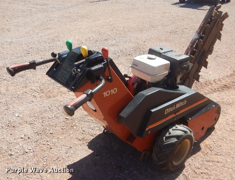 image for item KA9329 Ditch Witch 1010  trencher