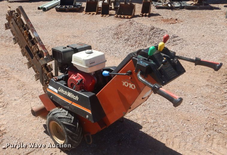 image for item KA9329 Ditch Witch 1010  trencher