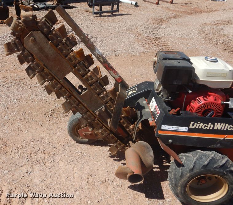image for item KA9329 Ditch Witch 1010  trencher