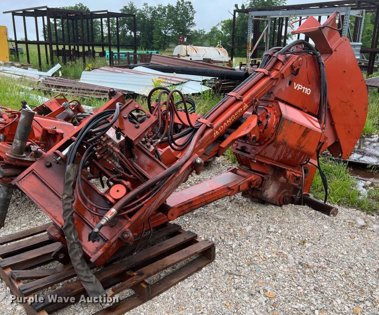 image for item KC9982 Ditch Witch VP110  vibratory cable plow