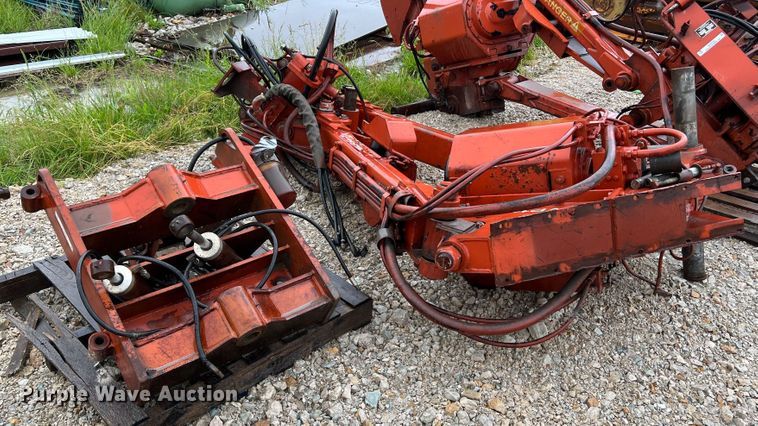 image for item KC9983 Ditch Witch VP110  vibratory cable plow