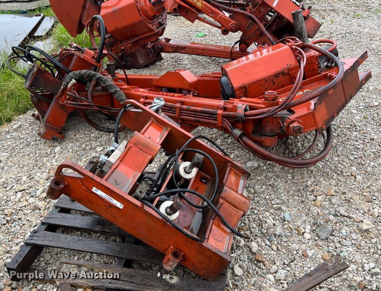 image for item KC9983 Ditch Witch VP110  vibratory cable plow