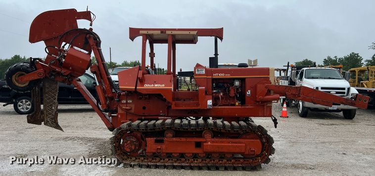 image for item KC9986 1994 Ditch Witch HT100  cable plow