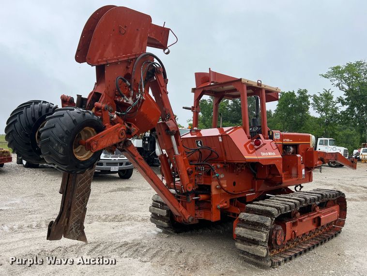 image for item KC9986 1994 Ditch Witch HT100  cable plow