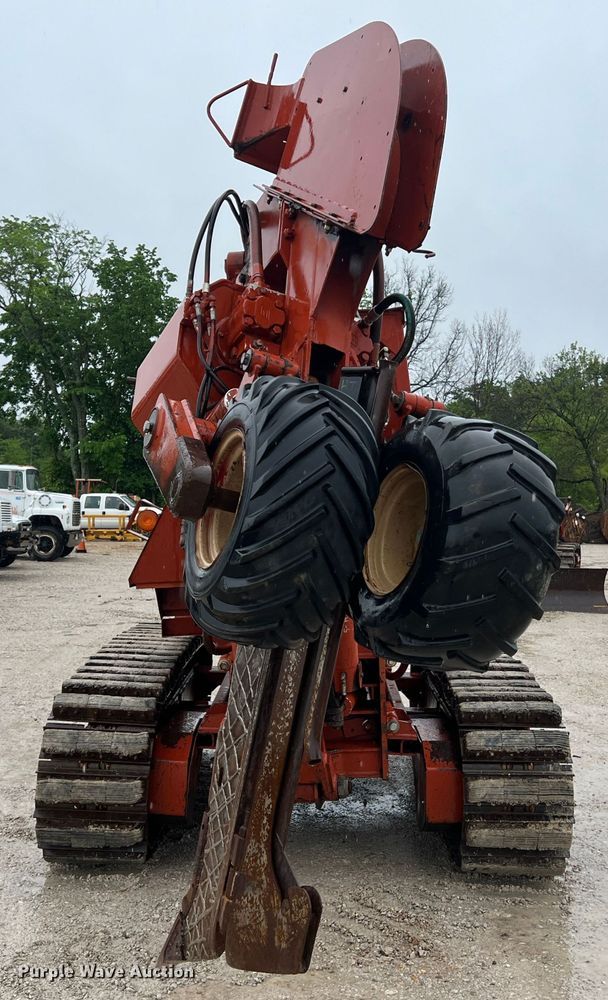 image for item KC9986 1994 Ditch Witch HT100  cable plow