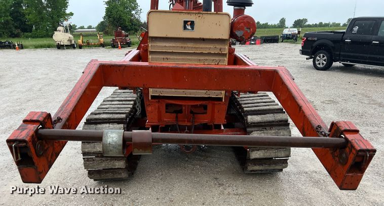 image for item KC9986 1994 Ditch Witch HT100  cable plow