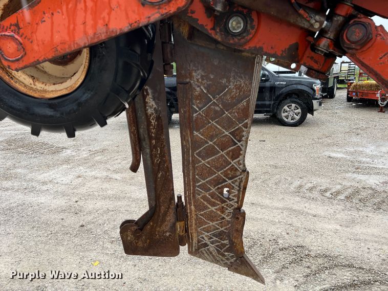 image for item KC9986 1994 Ditch Witch HT100  cable plow