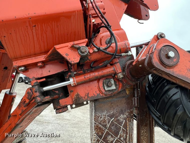 image for item KC9986 1994 Ditch Witch HT100  cable plow