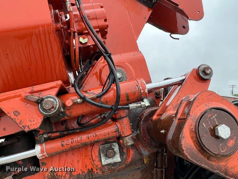 image for item KC9986 1994 Ditch Witch HT100  cable plow