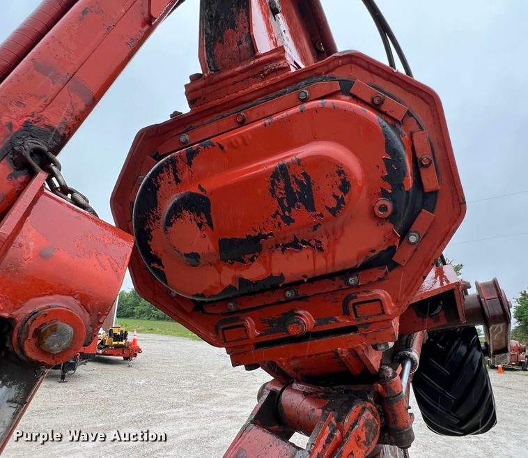 image for item KC9986 1994 Ditch Witch HT100  cable plow