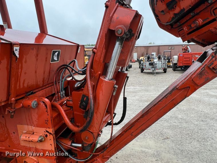 image for item KC9986 1994 Ditch Witch HT100  cable plow